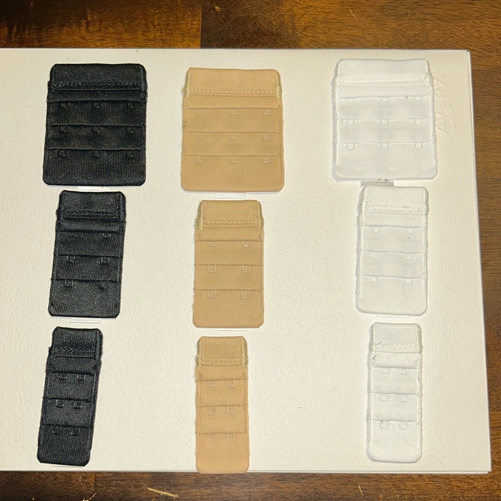 Ilusion Color: White/Nude/Black 9 Pack Plus Bra Extender Hook Strap one-size